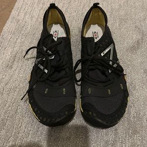 New balance minimus size 11